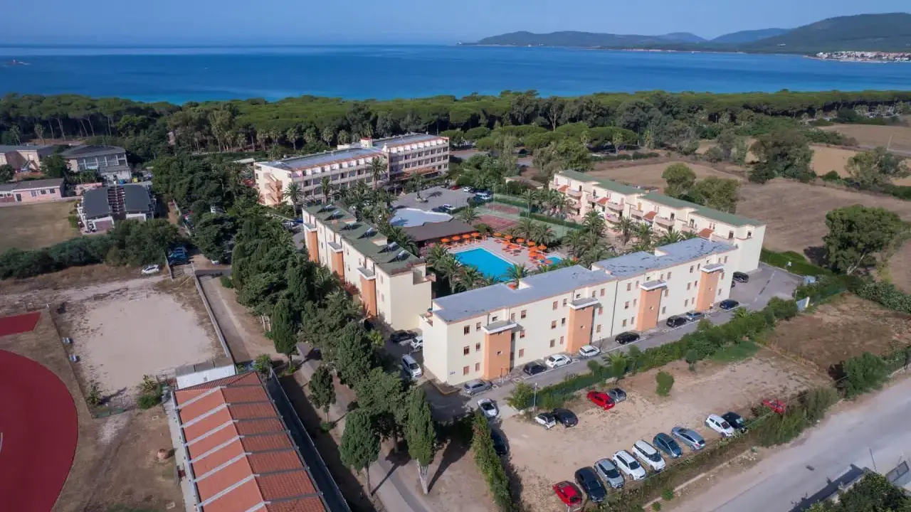 Oasis Hotel
