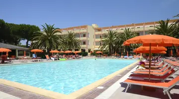 Oasis Hotel