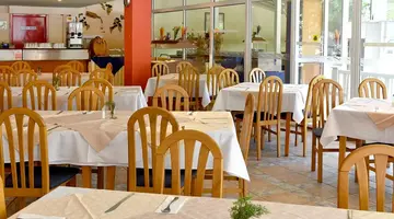 OASIS HOTEL