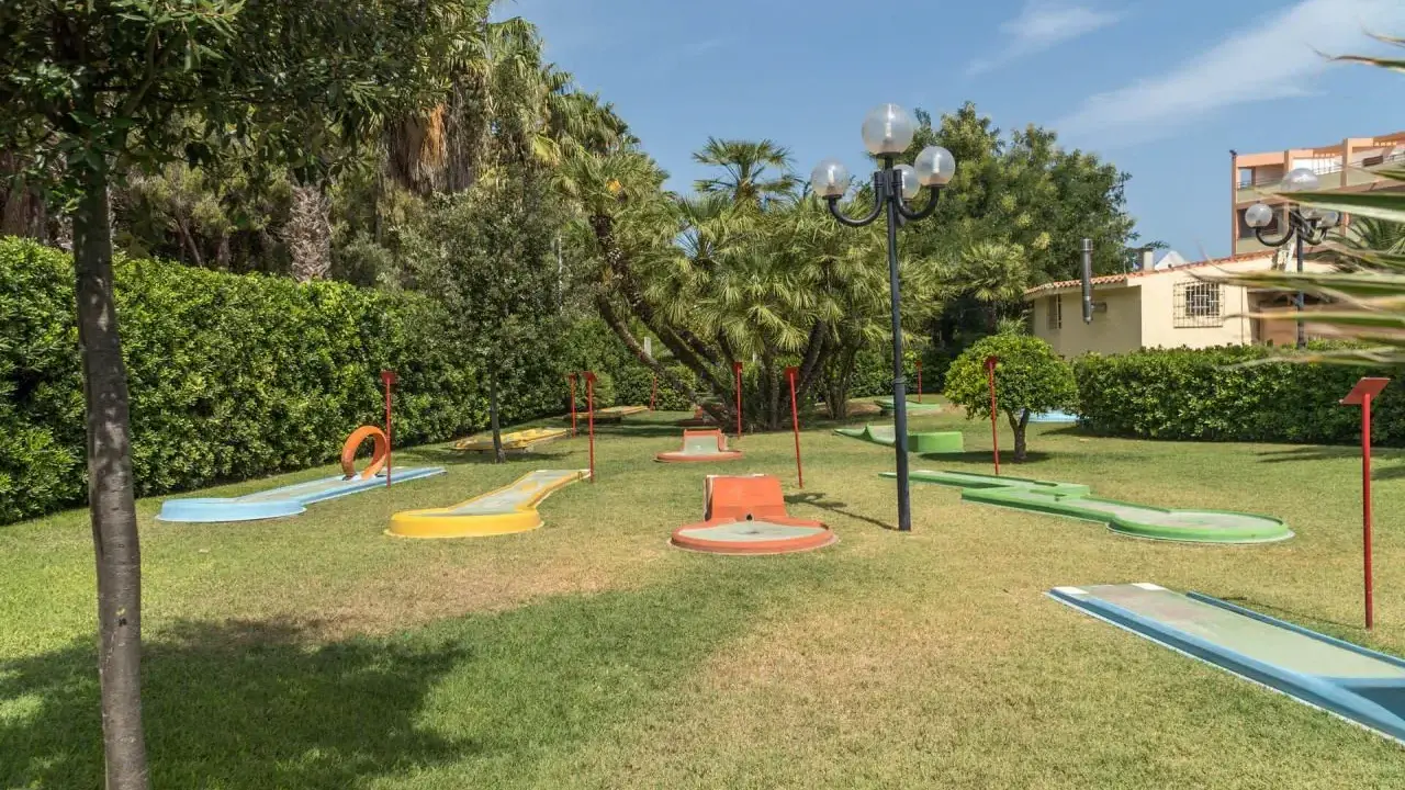 Oasis Hotel