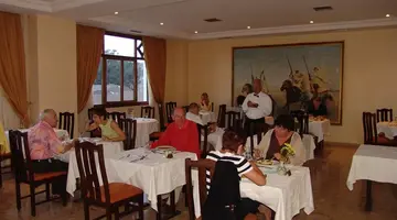 Oasis Hotel