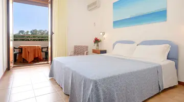 Oasis Hotel