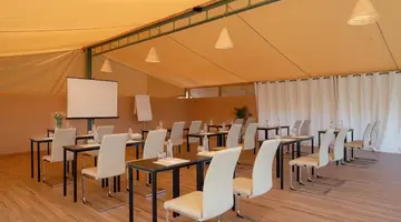 Oasis Lodges