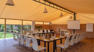 Oasis Lodges