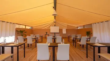 Oasis Lodges