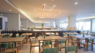 Oasis Salinas Sea