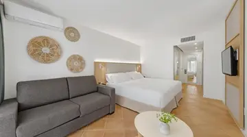 Occidental Cala Vinyas