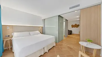Occidental Cala Vinyas