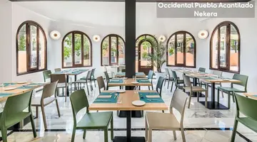 Occidental Pueblo Acantilado