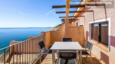 Occidental Pueblo Acantilado