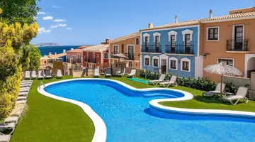 Occidental Pueblo Acantilado