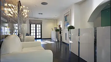 Occidental Pueblo Acantilado