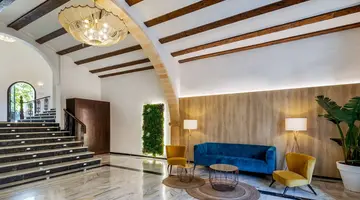 Occidental Pueblo Acantilado