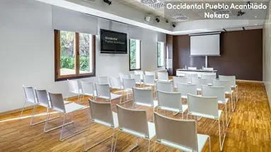 Occidental Pueblo Acantilado