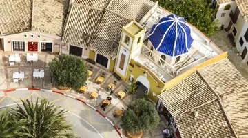 Occidental Pueblo Acantilado