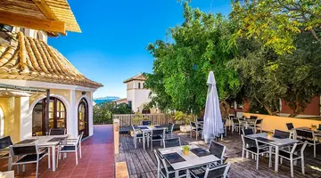 Occidental Pueblo Acantilado
