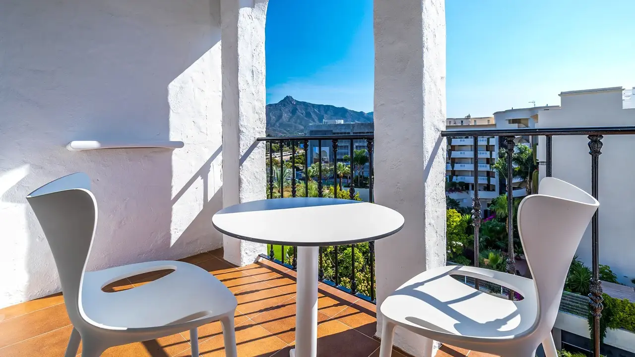 Occidental Puerto Banús