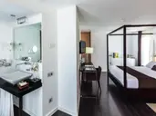 Occidental Santa Cruz Contemporaneo