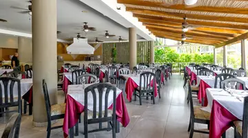 Occidental Tamarindo