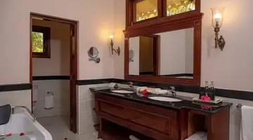Ocean Beach Resort And Spa