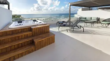 Ocean Coral Spring - All Inclusive