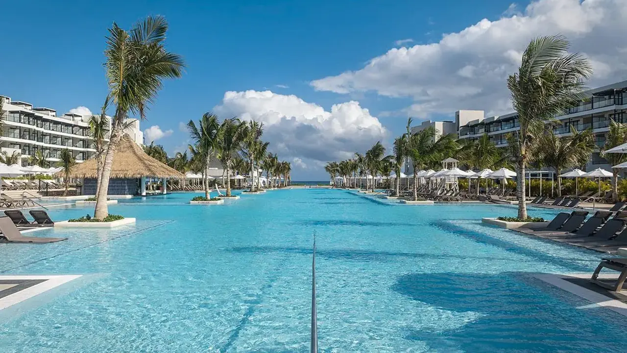 Ocean Eden Bay - Adults Only