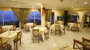 Ocean Gardens Hotel
