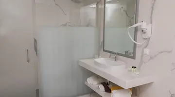 Ocean Gardens Hotel