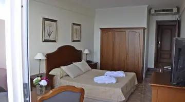 Ocean Gardens Hotel