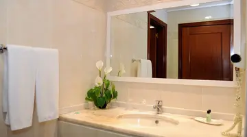 Ocean Gardens Hotel