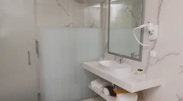 Ocean Gardens Hotel