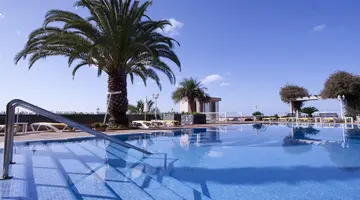 Ocean Gardens Hotel