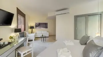 Ocean Maya Royale