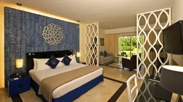 Ocean Maya Royale