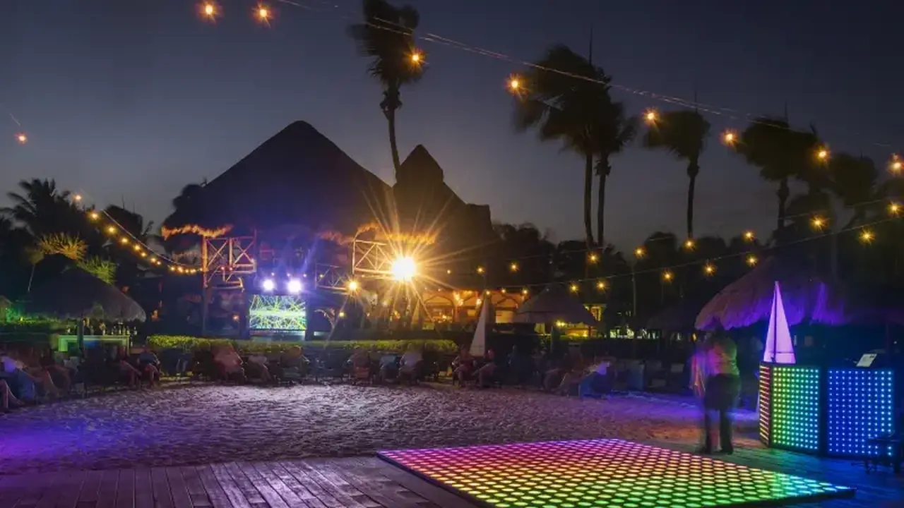 Ocean Maya Royale