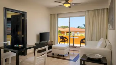 Ocean Maya Royale