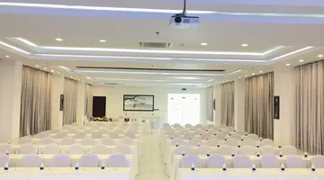 OCEAN PEARL HOTEL