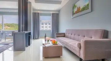 OCEAN PEARL HOTEL