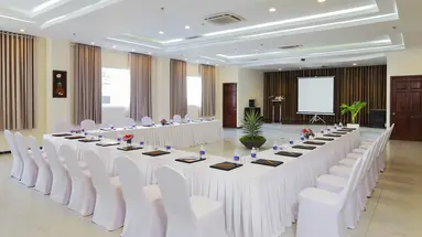OCEAN PEARL HOTEL