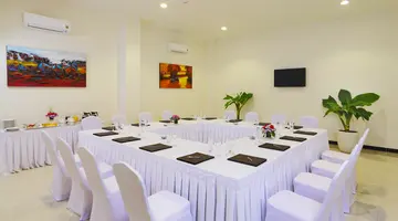 OCEAN PEARL HOTEL