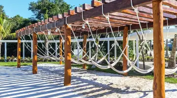 Ocean Riviera Paradise