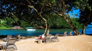 Ocean s Creek Beach Hotel