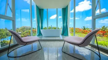 Ocean V Hotel (Adults only)