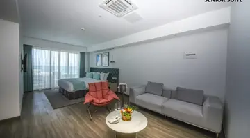 Ocean V Hotel