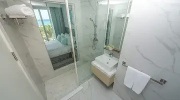 Ocean V Hotel