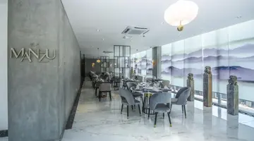 Ocean V Hotel