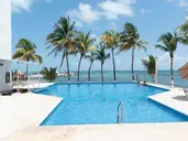 Ocean View Cancun Arenas