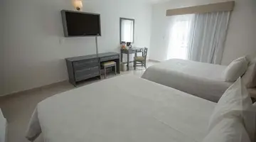 Ocean View Cancun Arenas