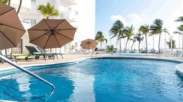 Ocean View Cancun Arenas