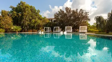OCEANA HOTEL & SPA